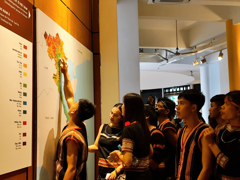 The first floor of the Bronze Drum Building showcases the cultural identity of Vietnam’s 54 ethnic groups (Source: Fanpage Bảo tàng Dân tộc học Việt Nam - Vietnam Museum of Ethnology)